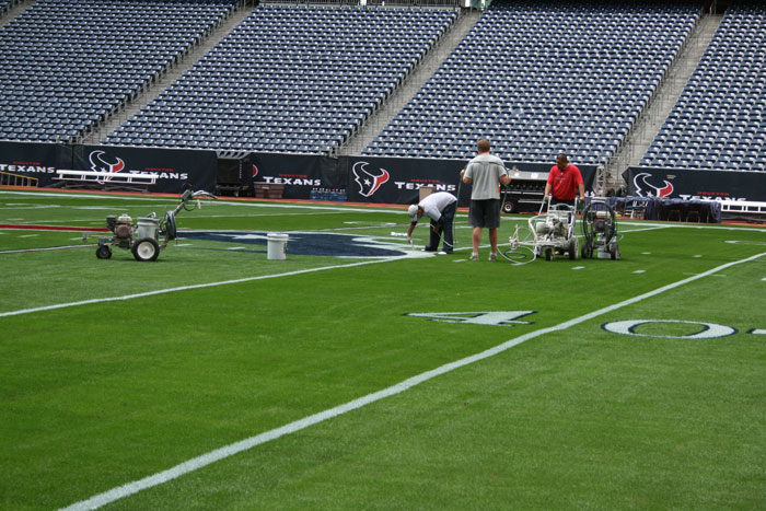 Texans field, prepping before playoff game