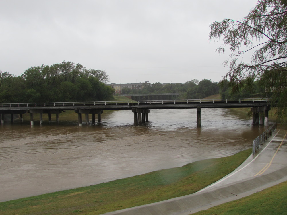 High water on White Oak Bayou at Studemont Street 
