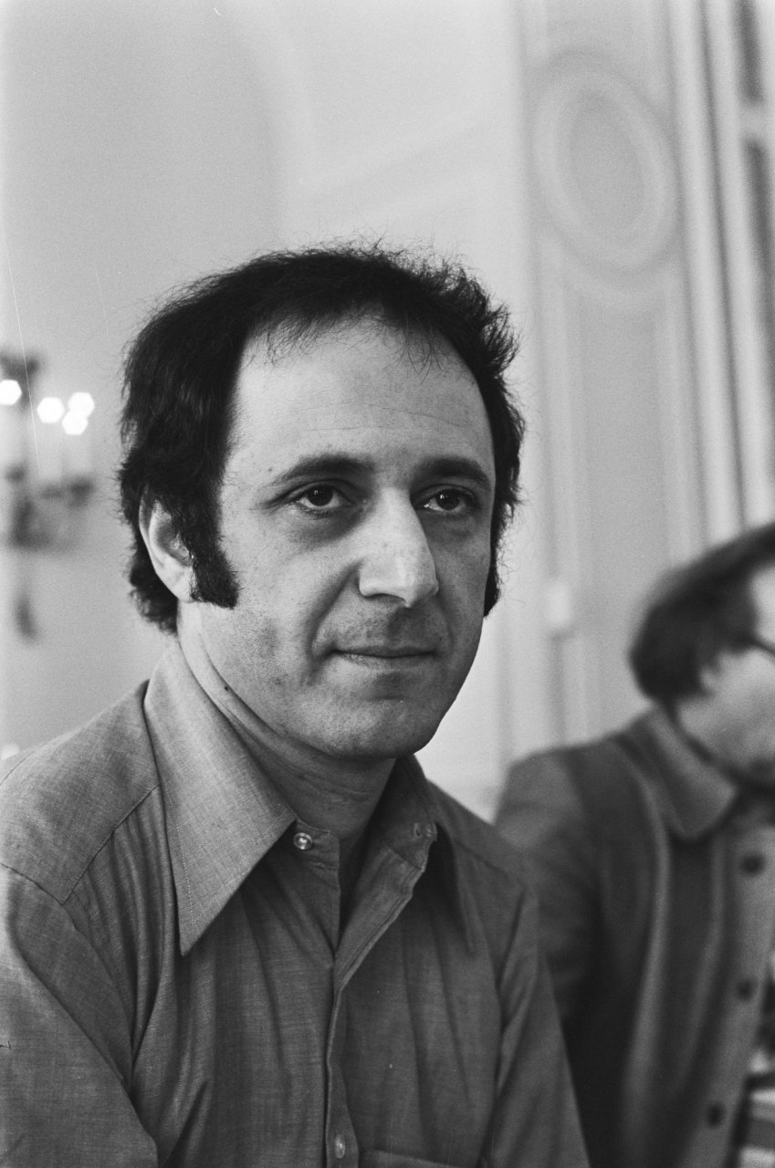 A photograph of composer Steve Reich in 1976