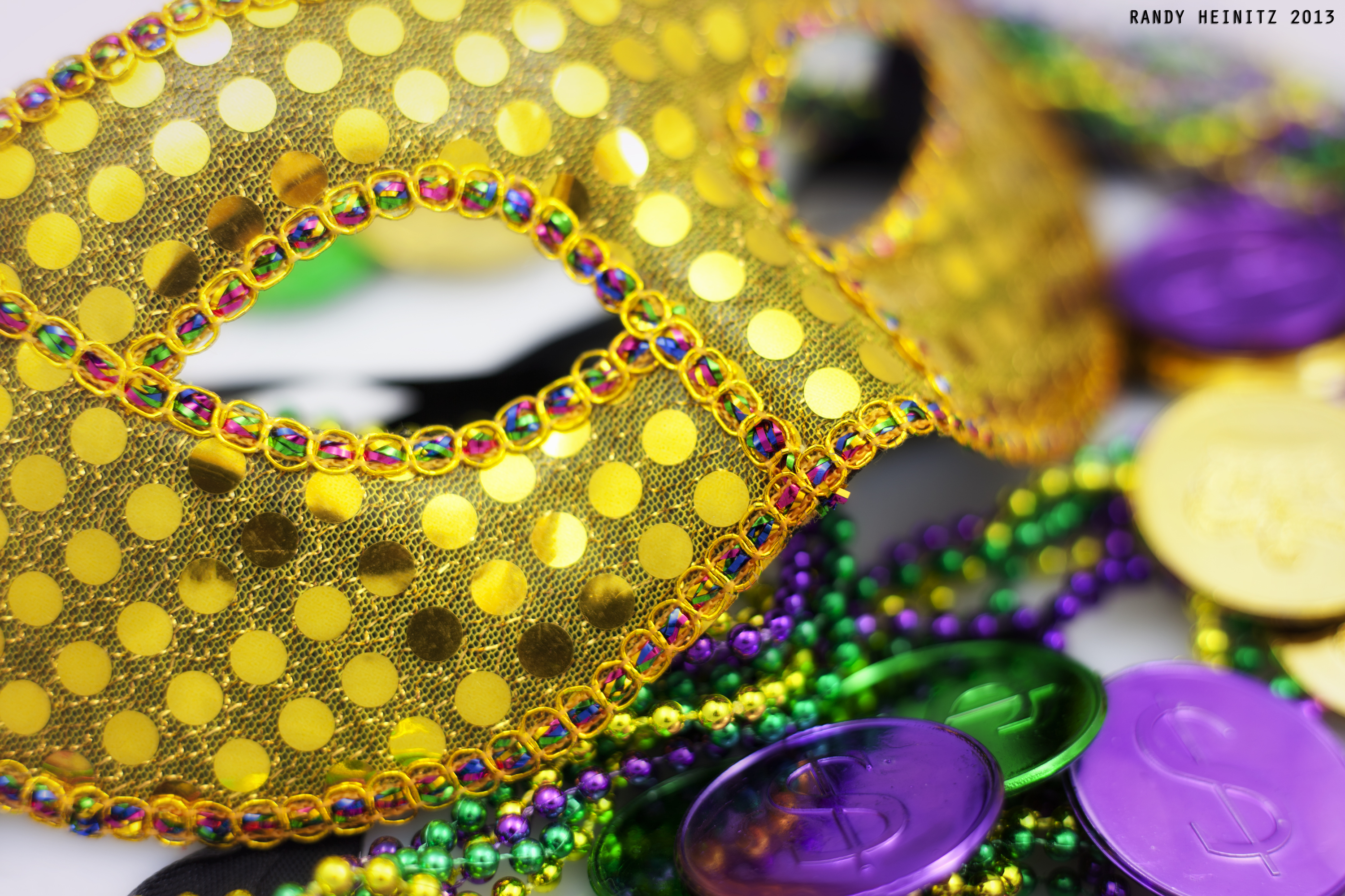 Picture of Mardi Gras mask