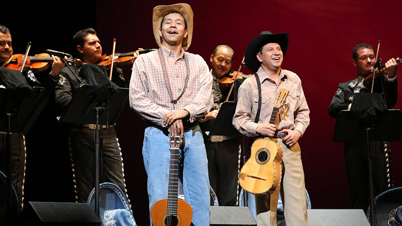 Houston Grand Opera's 2010 production of Cruzar La Cara De La Luna.