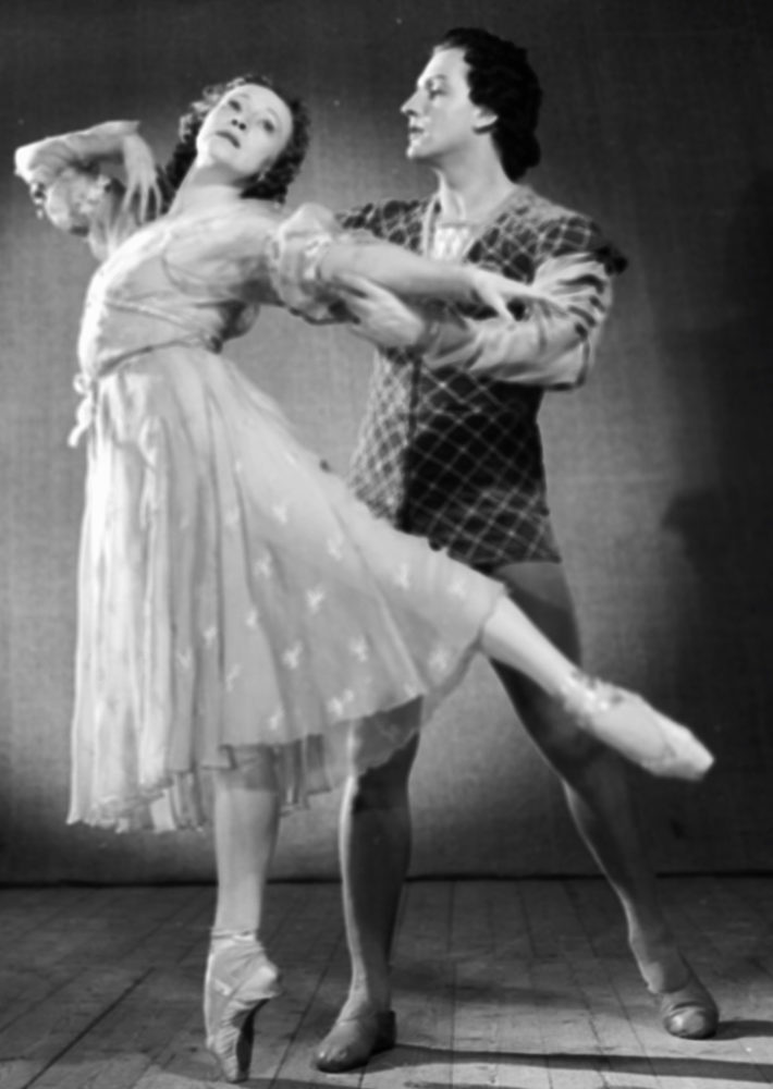 Galina Ulanova and Yury Zhdanov in the ballet "Romeo And Juliet"