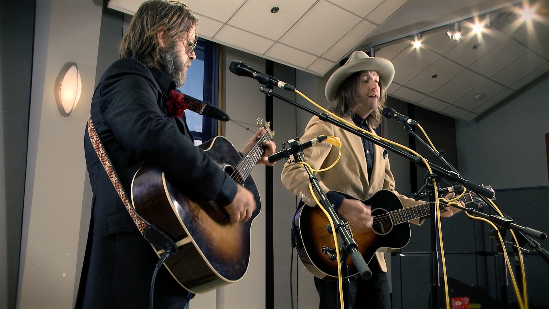 Aaron Lee Tasjan (right) and Brian Wright perform in the Geary Studio