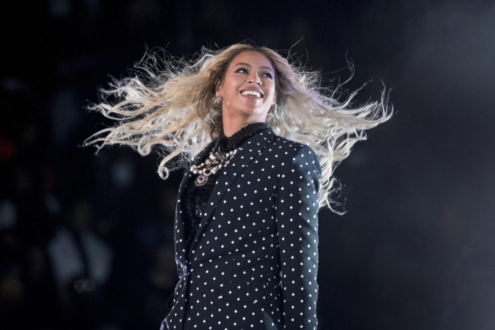  In this Nov. 4, 2016 file photo, Beyonce performs at a Get Out the Vote concert for Democratic presidential candidate Hillary Clinton in Cleveland. Beyonce, Blake Shelton, Barbra Streisand and Oprah Winfrey will headline a one-hour benefit telethon to benefit Hurricane Harvey victims that will be simulcast Sept. 12, 2017, on ABC, CBS, NBC, Fox and CMT. 